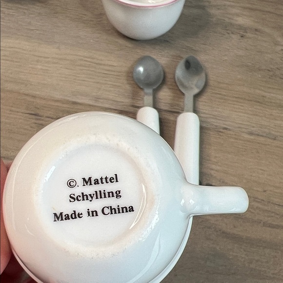 Vintage Porcelain Tea Sets Wicker Picnic Basket Kids Tea Party - Picture 6 of 8